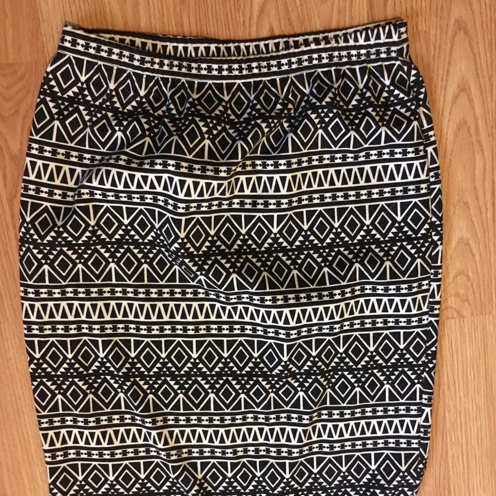 Bobeau Patterned Midi-Skirt